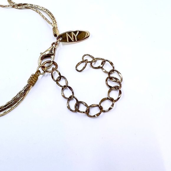 Coral & Green Beaded Multi Strand Gold Tone 16” Chain Necklace - Picture 5 of 7